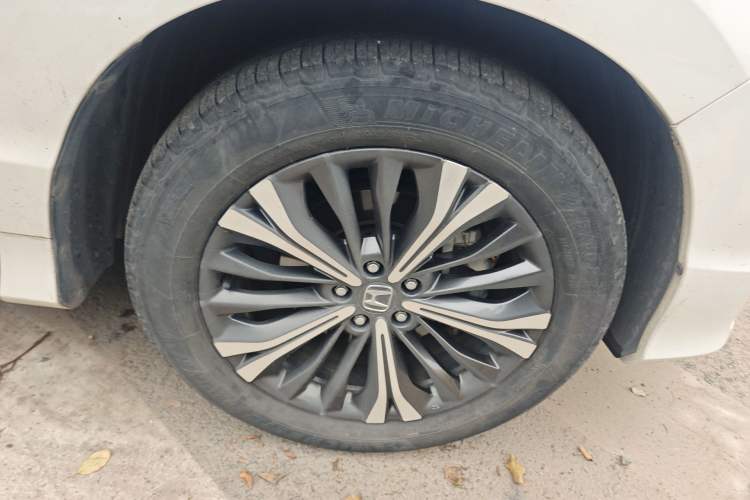 Used Honda UR-V 2020 370TURBO Two-Wheel Drive Luxury Edition
