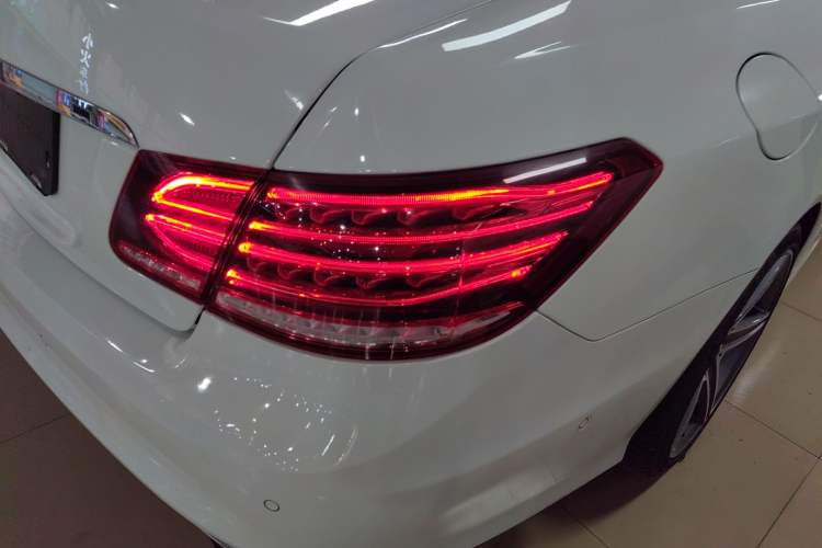 Used Mercedes-Benz E-Class (Import) 2014 E 200 Coupe