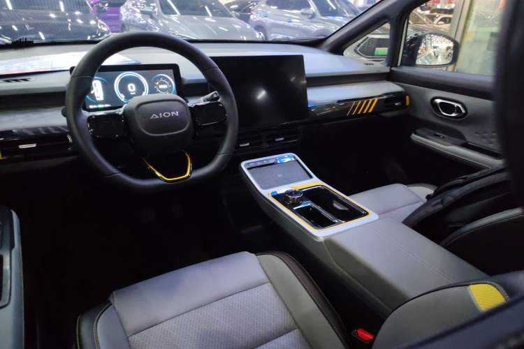 Used AION Y 2022 70 Intelligent Edition Lithium Iron Phosphate