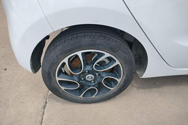 Used CHANGAN Benni E-Star 2022 Qingxin Edition Colorful Model Lithium Iron Phosphate
