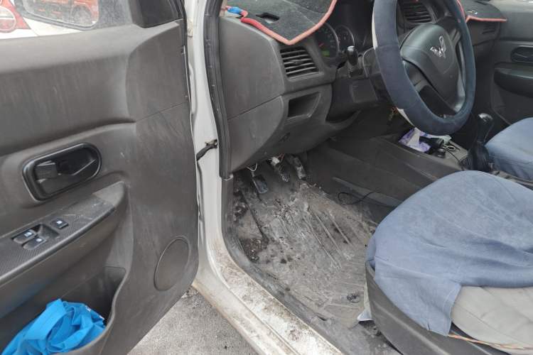 Used Wuling Hongguang 2015 1.2L S Base Model China V Standard