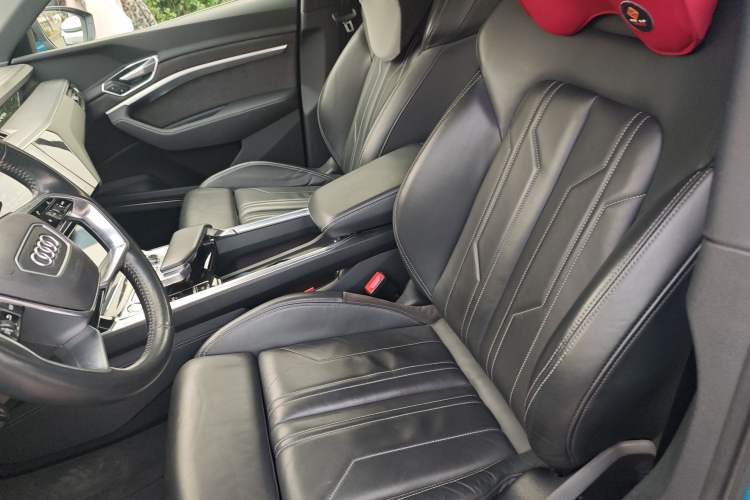 Used Audi e-tron 2019 55 quattro Global Limited Edition Edition 1
