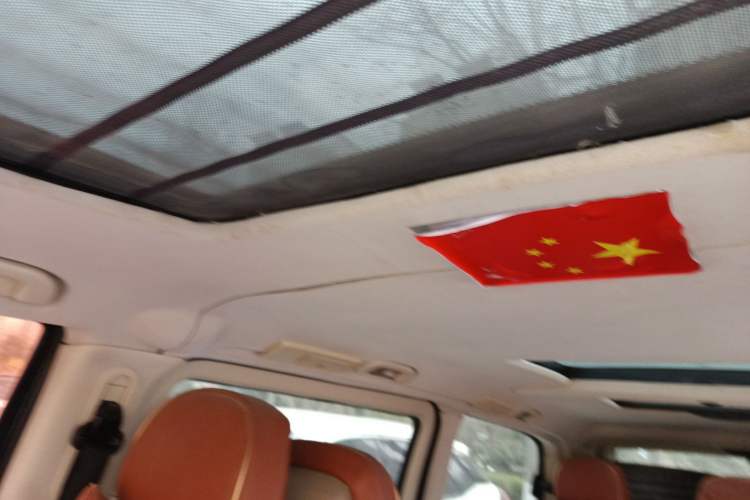 Used Mercedes-Benz Viano 2010 2.5L Luxury Edition