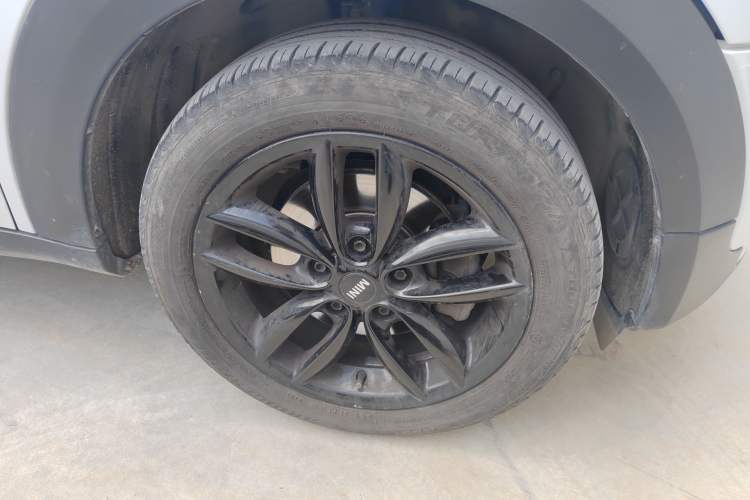 Used MINI Countryman 2014 1.6L COOPER Fun Right Front Wheel Hub