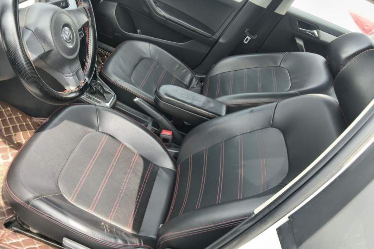 Used Volkswagen Jetta 2013 1.6L Automatic Comfort Model Left Front Seat