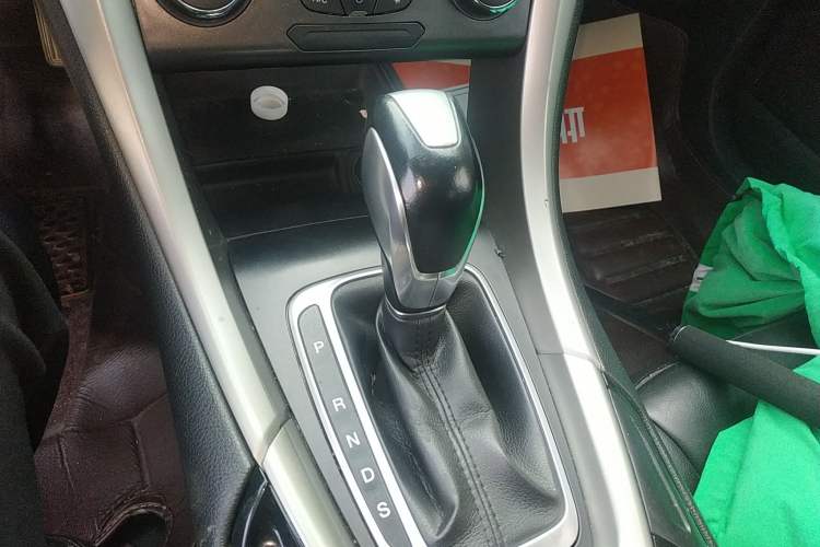 Used Ford Mondeo 2013 2.0L GTDi 200 Fashion Edition
