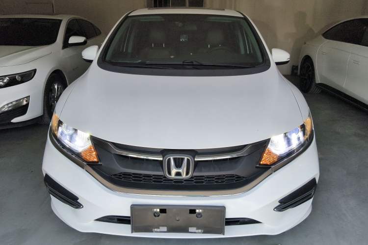 Used Honda Jade 2017 1.8L automatic Comfort version 5 seats