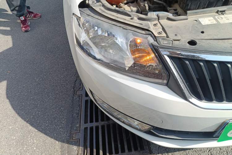 Used Skoda Rapid 2016 1.6L Manual Trend Edition
