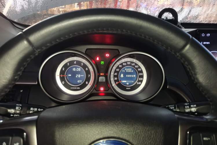 Used Bestune X80 2015 1.8T Automatic Luxury Model
