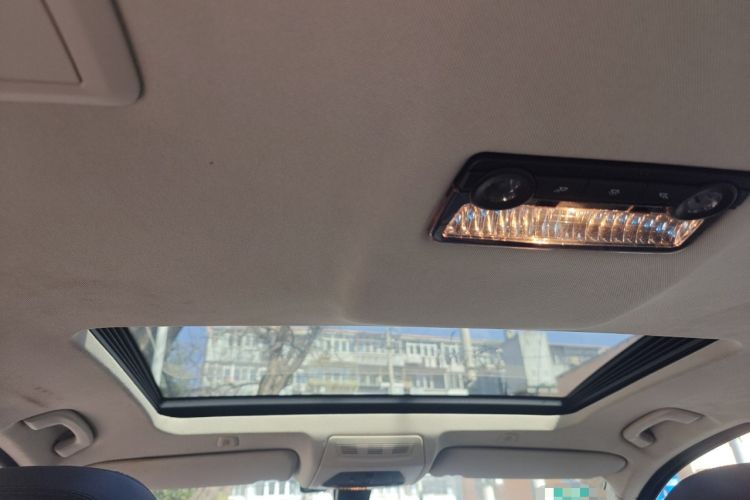 Used BMW 5 Series 2014 525Li Fashion Design Package