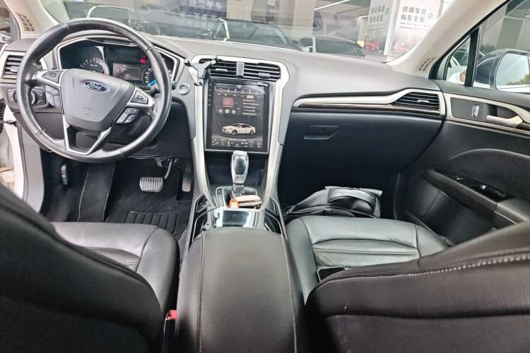 Used Ford Mondeo 2013 2.0L GTDi 200 Fashion Edition
