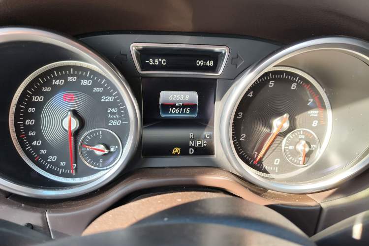 Used Mercedes-Benz GLE 2018 GLE 320 4MATIC Luxury Collection Edition Instrument Cluster