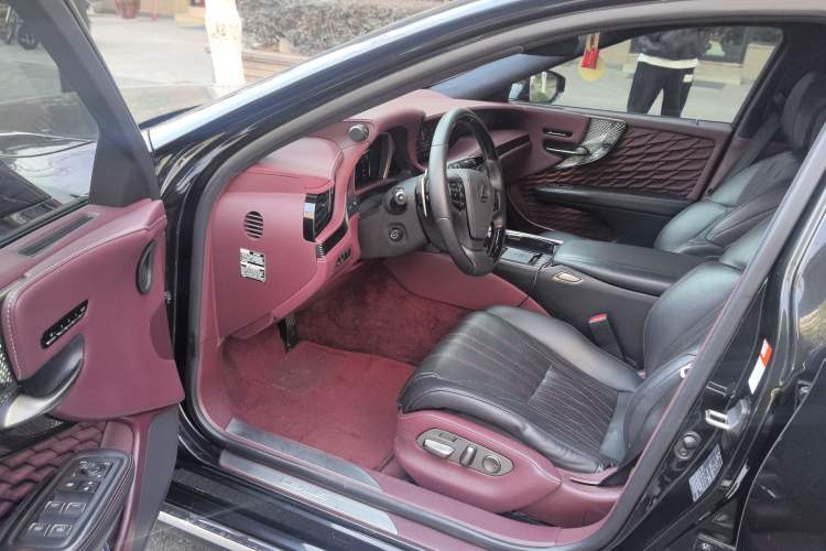 Used Lexus LS 2020 500h Luxury Edition China V Standard
