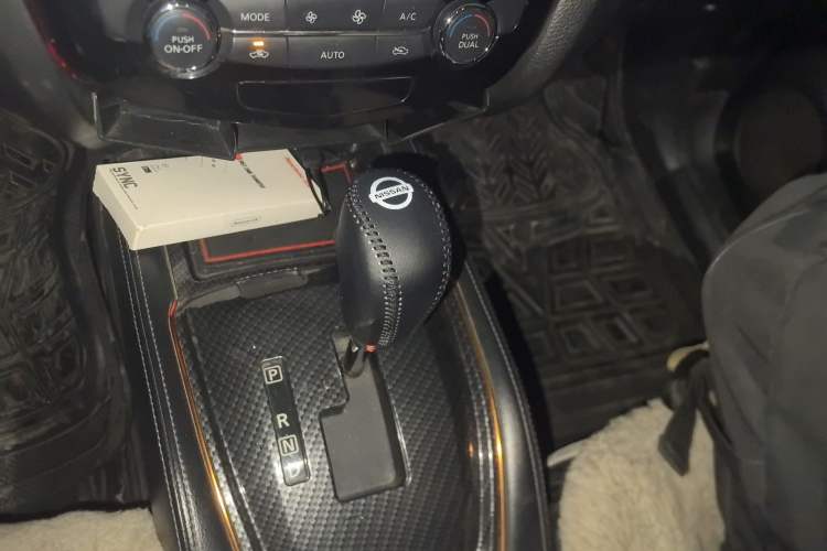 Used Nissan X-Trail 2014 2.5L CVT Luxury Edition 4WD
