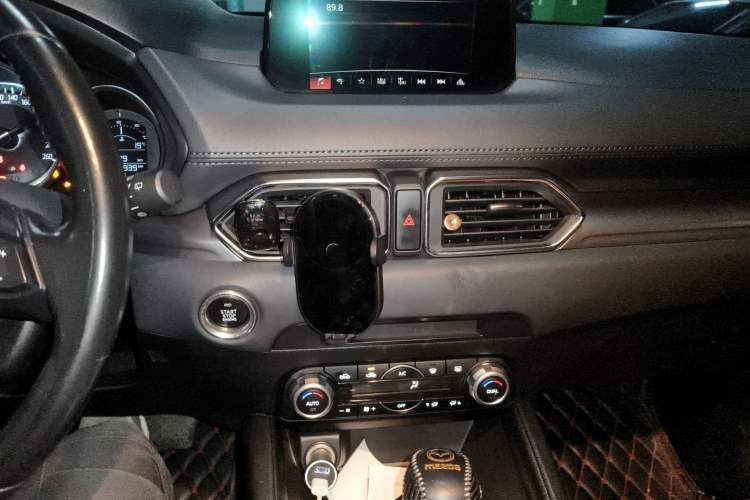 Used Mazda CX-5 2019 CloudControl Version 2.0L Automatic 2WD Smart Style China VI Standard Audio And AC Panel