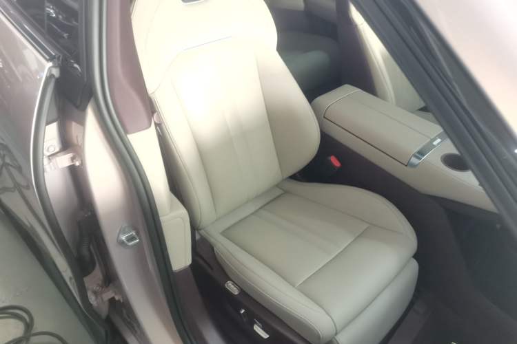 Used Xiaomi Auto YU7 2025 Ultra-Long Range All-Wheel Drive Pro Version