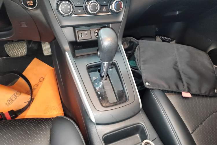 Used Nissan Sylphy 2022 Classic 1.6XE CVT Comfort Edition Gear Lever