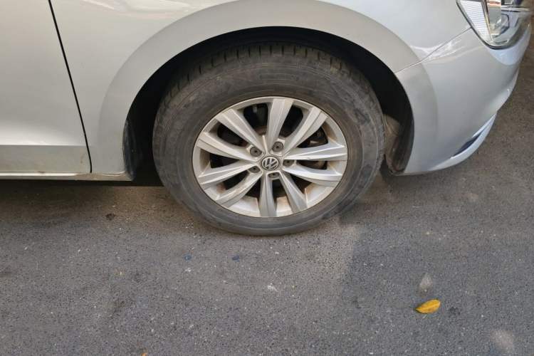 Used Volkswagen Bora 2016 1.6L Manual Fashion Edition
