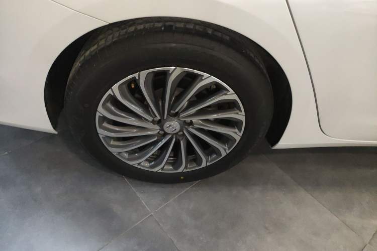 Used Buick LaCrosse 2023 28T Prestige Edition
