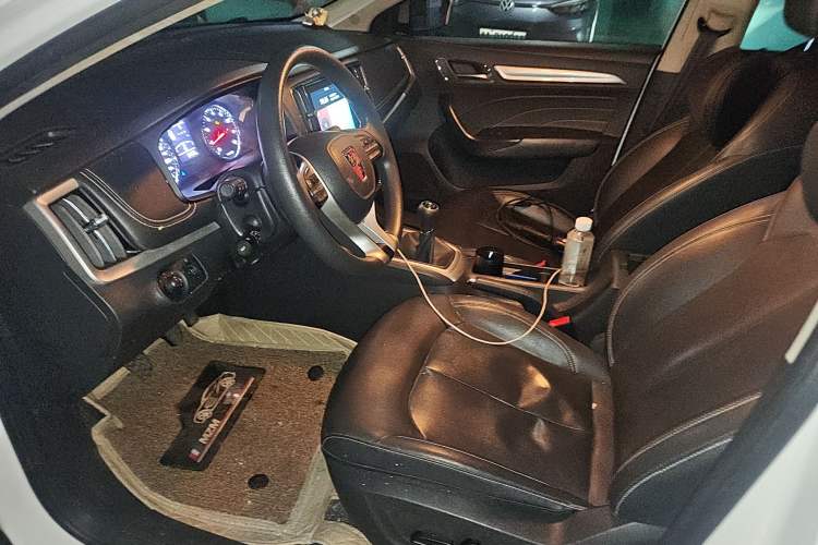 Used Roewe i6 2019 PLUS 1.6L Manual 4G Connect Flagship Deluxe Edition