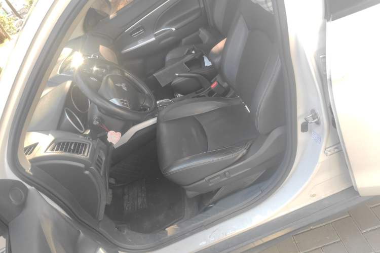 Used Mitsubishi ASX 2018 2.0L CVT Two-Wheel Drive Deluxe Edition