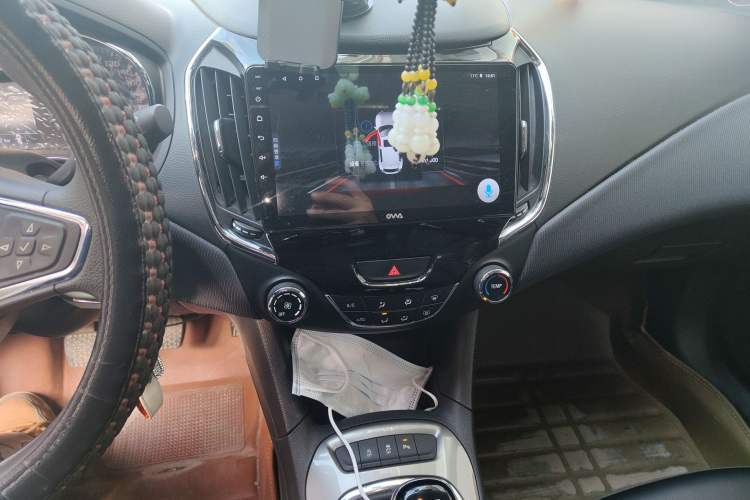 Used Chevrolet Cruze 2018 320 Manual Xuanfeng Edition