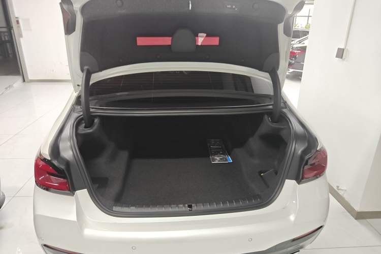 Used BMW 5 Series 2023 530Li Leading Model M Sport Package
