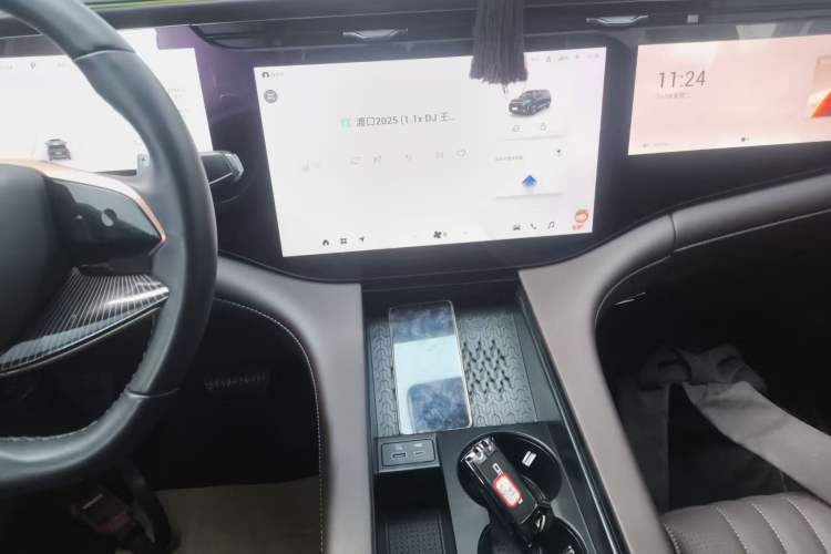 Used EXEED Lanyue 2023 400T Four-Wheel Drive Star Prestige 7-Seater