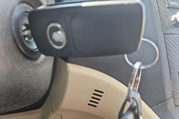 Used Haval H6 2013 Upgraded Model 1.5T Manual Two-Wheel Drive Elite Version
