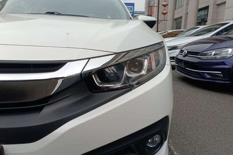 Used Honda Civic 2016 220TURBO CVT Luxury Edition