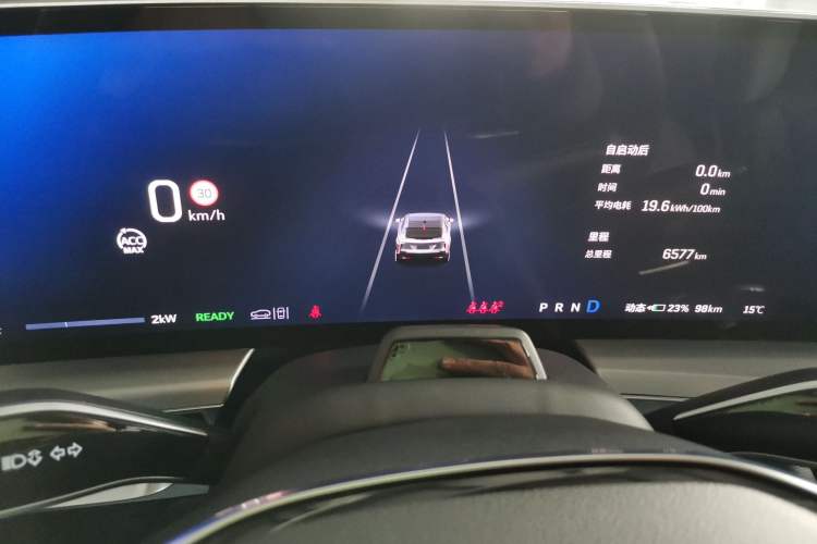 Used Cadillac LYRIQ 2022 Four-Wheel-Drive High-Performance Deluxe Edition Instrument Cluster