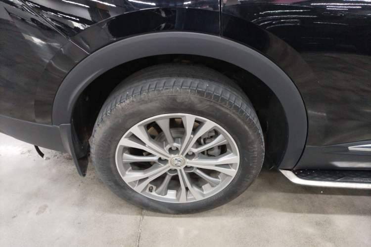 Used Buick Envision 2023 Encore Plus 652T Five-Seat Luxury Model Right Rear Wheel Hub