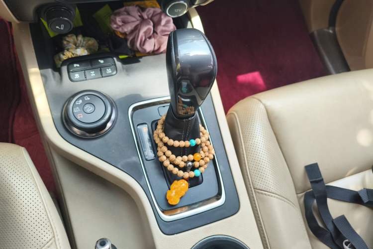 Used Ford Everest 2016 2.0T Gasoline Automatic 4x4 Flagship Edition Gear Lever