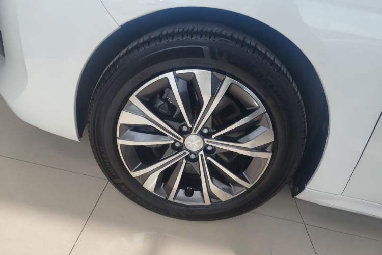 Used Peugeot 508 2019 508L 400THP PureTech Driving Control Version China VI Standard Left Front Wheel Hub