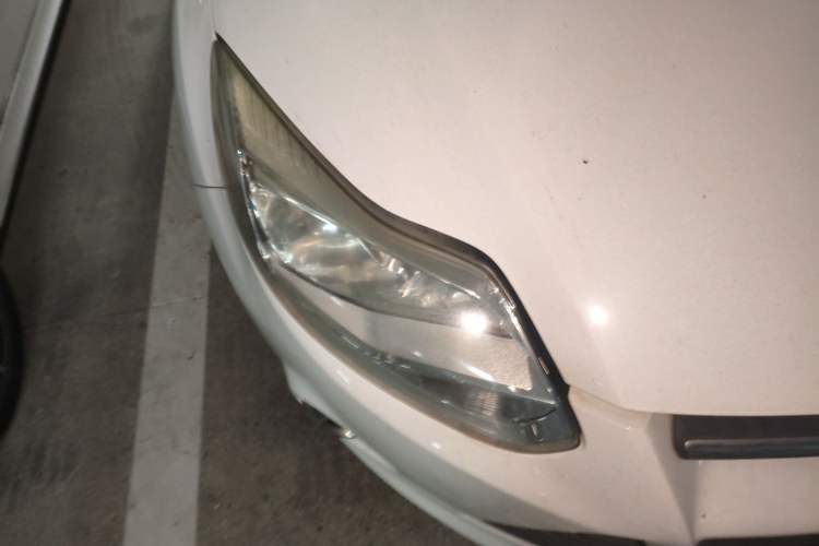 Used Ford Focus 2012 Hatchback 1.6L Automatic Fashion Edition
