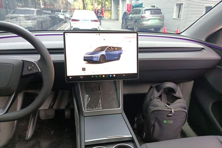 Used Tesla Model Y 2025 Rear-Wheel-Drive Version