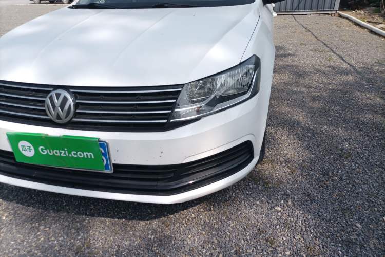 Used Volkswagen Lavida 2017 1.6L Automatic Fashion Edition Left Front Headlight