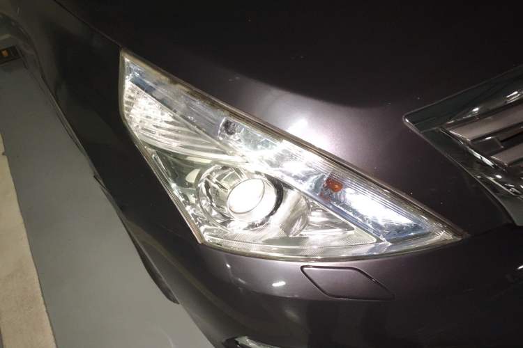 Used Nissan Teana 2012 2.5L XL Smart Enjoyment Version Right Front Headlight