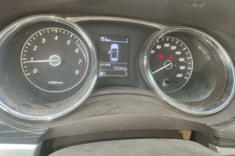 Used Baojun 730 2016 1.5T Manual Comfort Version 7 Seats