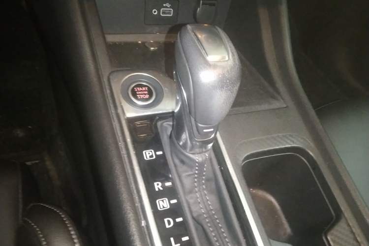 Used Nissan Sylphy 2020 1.6L XL CVT Enjoyment Edition Gear Lever