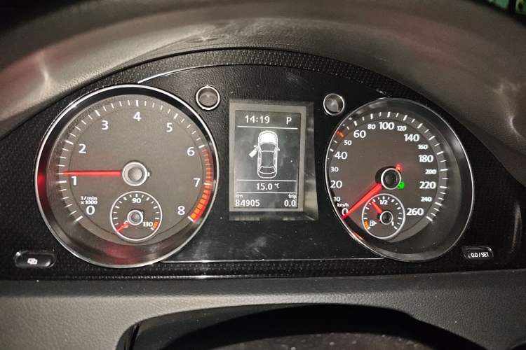 Used Volkswagen Magotan 2012 Revised 1.8TSI Luxury Version
