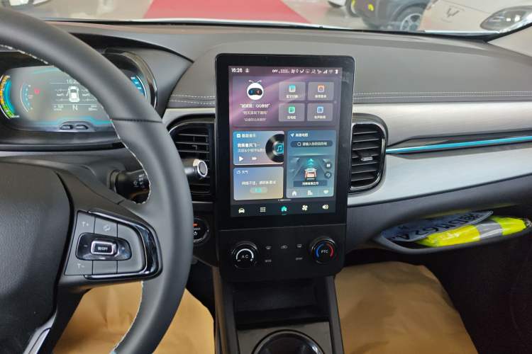 Used Chery QQ Little Ant 2024 Revised Version Youth Edition 251 km True Love Edition 25.05 kWh