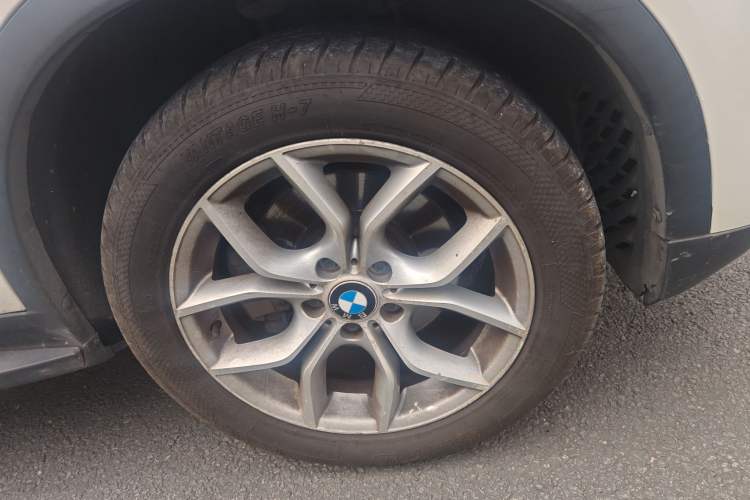 Used BMW X3 2011 xDrive28i Luxury Model
