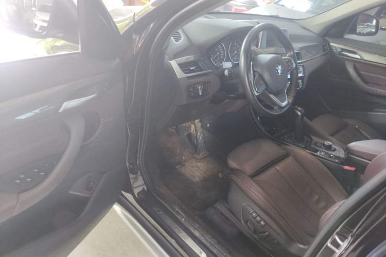 Used BMW X1 2016 sDrive18Li Luxury Model
