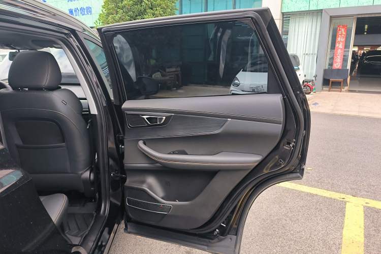 Used Chery Tiggo 8 2024 Honor Edition 230TCI Automatic Excellence Version 5 Seats