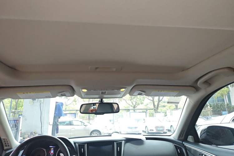 Used Infiniti Q50L 2018 2.0T Enjoyment Version China VI Standard