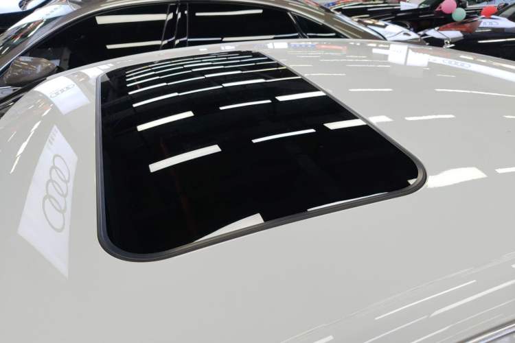 Used Audi A6L 2018 30th Anniversary Edition 35 TFSI Fashion Model Roof