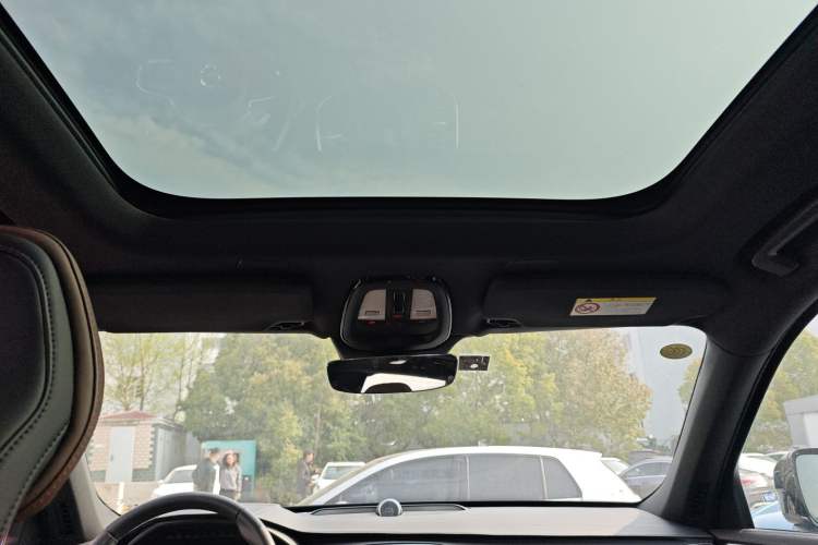 Used Volvo XC90 New Energy 2025 T8 Luxury Prestige 7-Seater Headliner