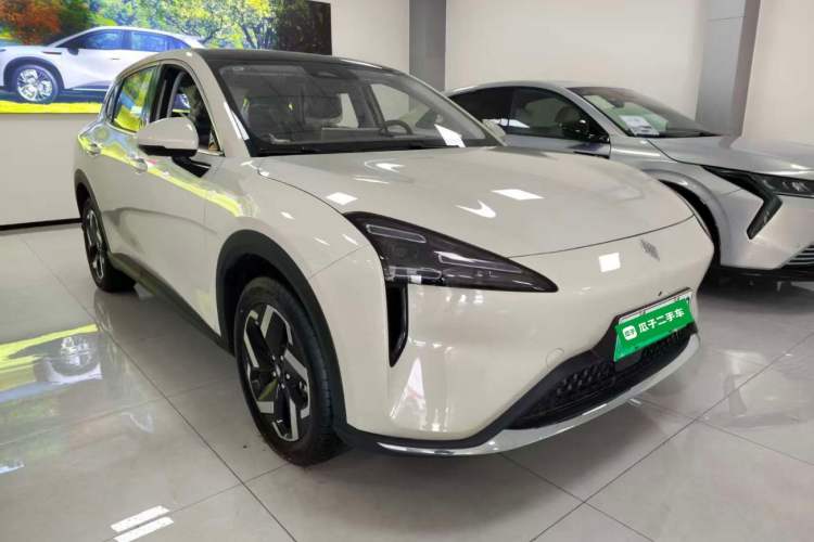 Used Baojun Yunhai 2026 Model 500km Pure Electric Standard Edition Front Right 45 Deg