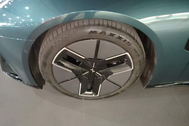 Used XPeng P7 2025 Model—702 Long Range Ultra